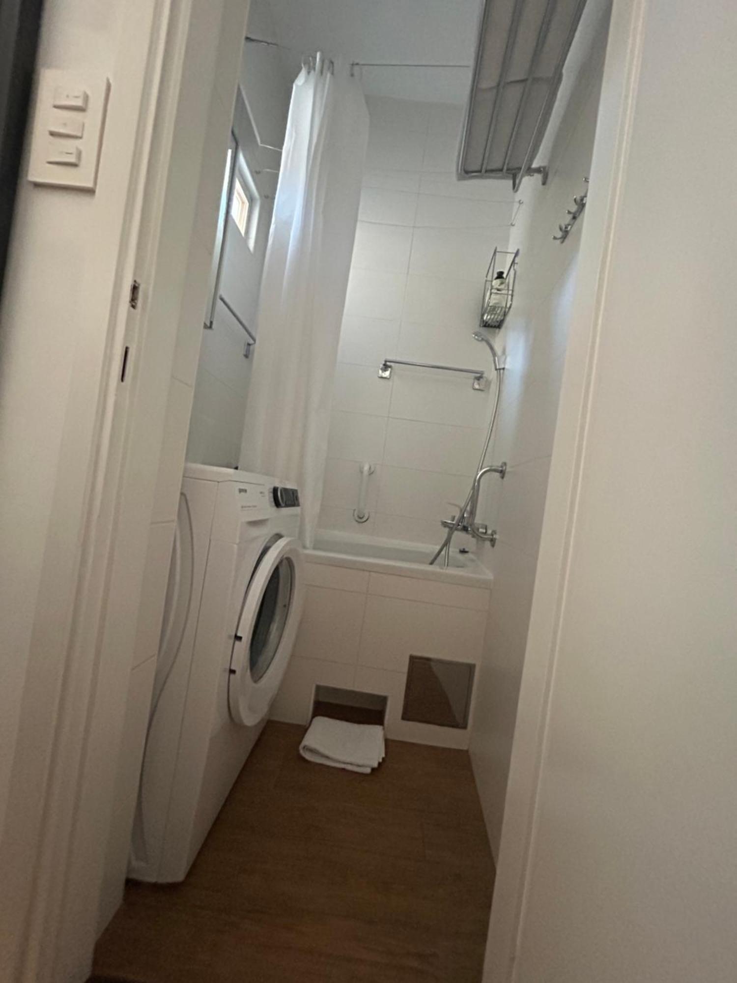 Very Close Studio Apartment Zagreb Bagian luar foto