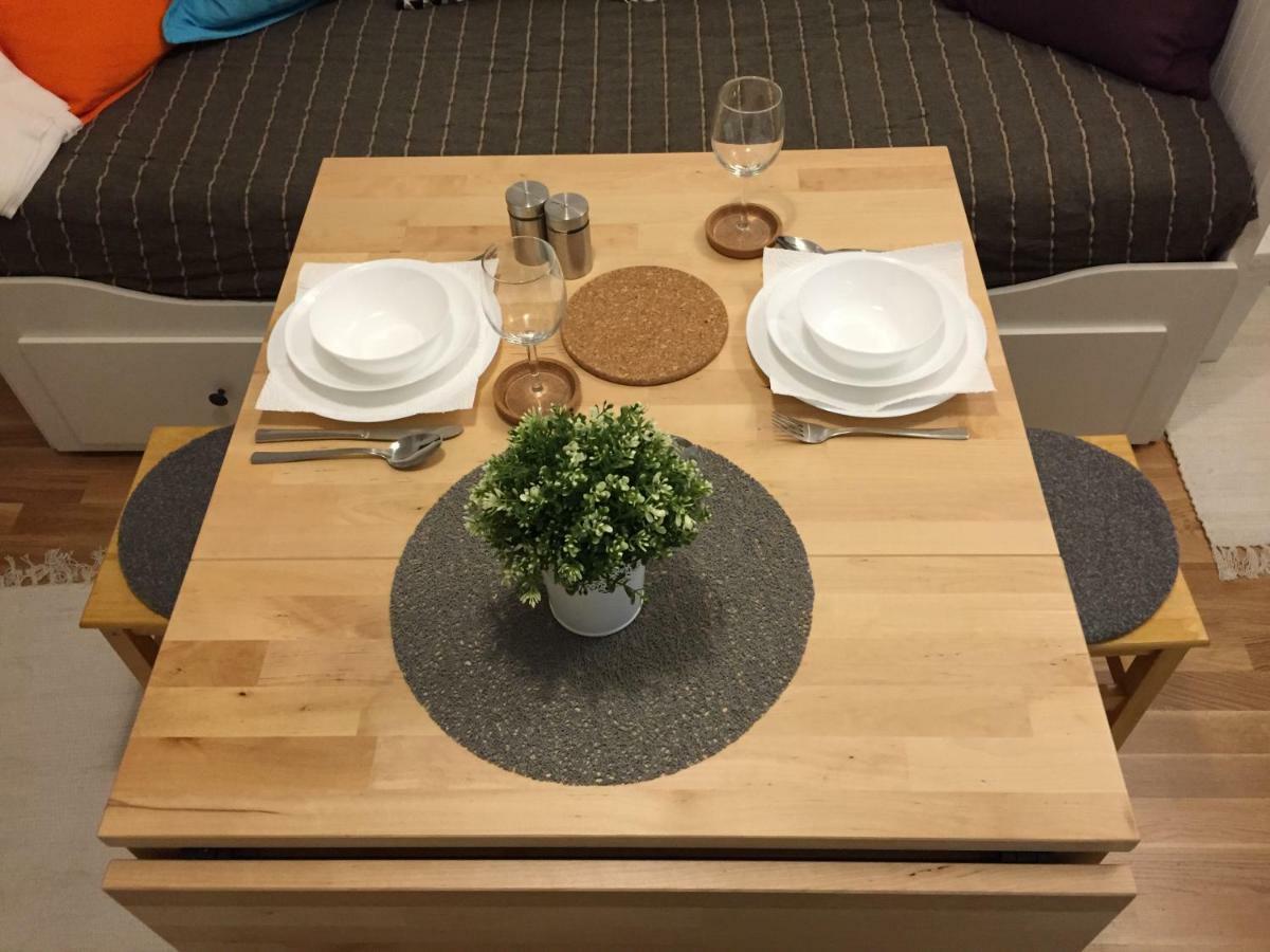 Very Close Studio Apartment Zagreb Bagian luar foto