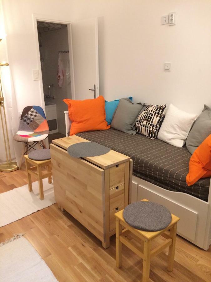 Very Close Studio Apartment Zagreb Bagian luar foto