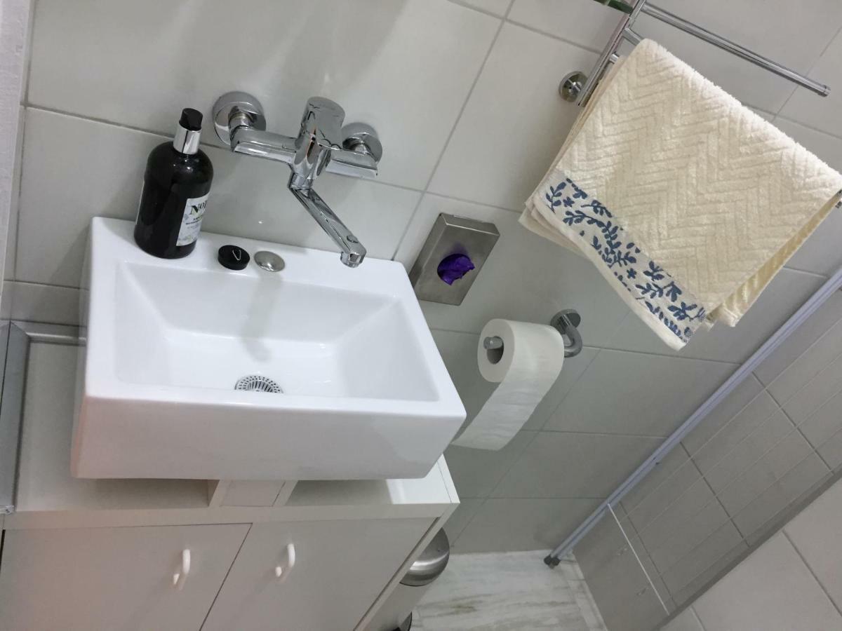 Very Close Studio Apartment Zagreb Bagian luar foto