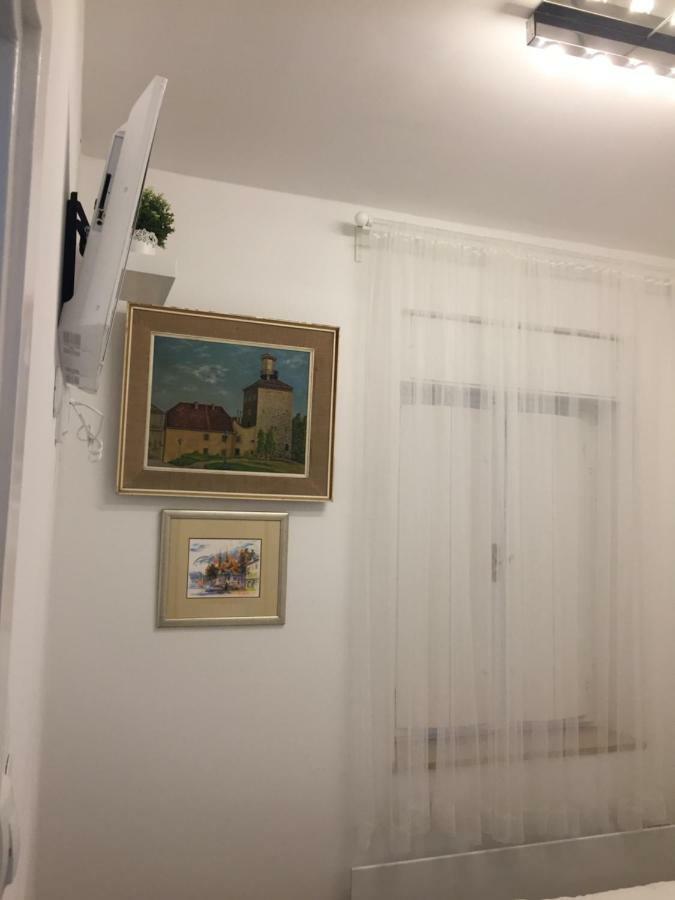 Very Close Studio Apartment Zagreb Bagian luar foto