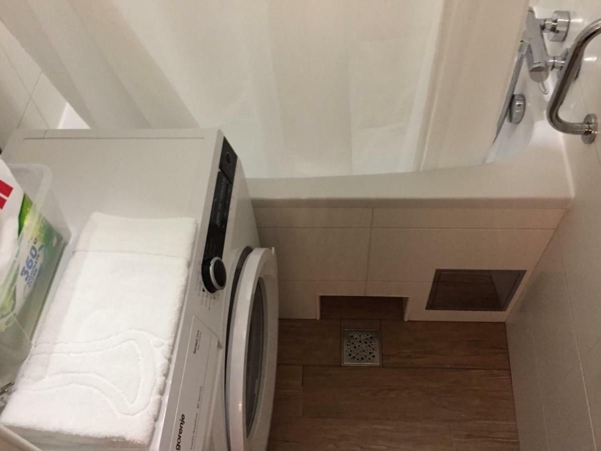 Very Close Studio Apartment Zagreb Bagian luar foto
